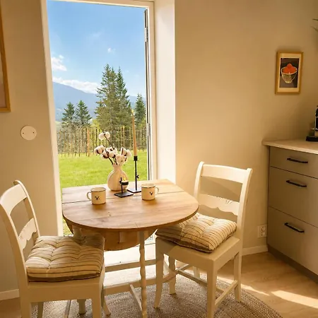 Spacious 2-Bedroom Apartment Near E6, Private Gym *