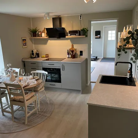 Spacious 2-bedroom Near E6, Private Gym * Grong